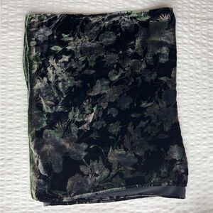 VTG Lord & Taylor Silk and Velvet Dark Floral Shawl Scarf